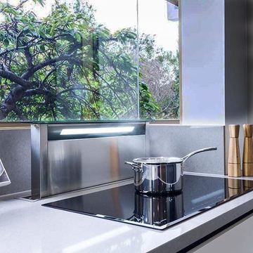 880mm 'Le Luce' Downdraft Rangehood with Black Glass Fascia